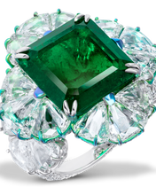 Load image into Gallery viewer, GREEN GODDESS RING